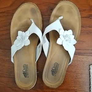 Cliffs Sandals white sz 10
